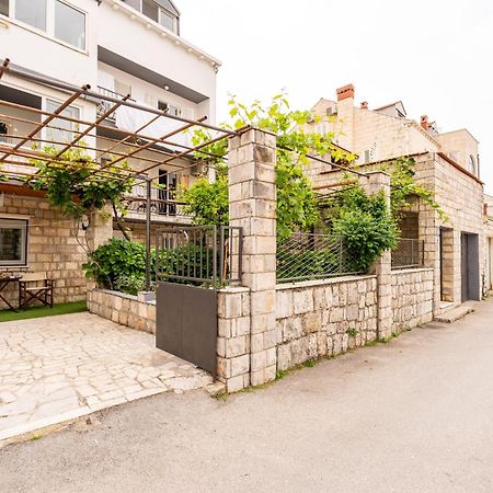 Lapad Sunshine Apartment ดูบรอฟนิก ภายนอก รูปภาพ