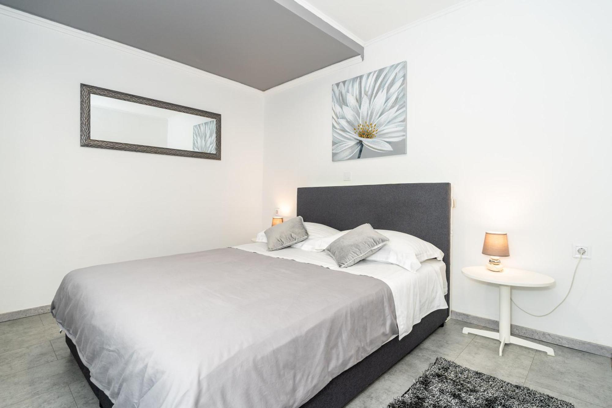 Lapad Sunshine Apartment ดูบรอฟนิก ภายนอก รูปภาพ